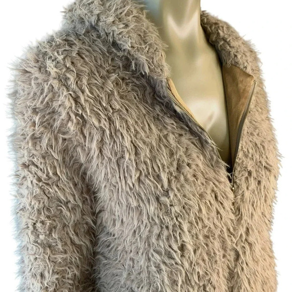 COUNTESS Faux Fur Fuzzy Zip Up Hooded Pea Coat Jacket Taupe Women Size M - Picture 8 of 16